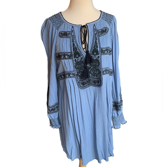 Free People Dresses & Skirts - Free People Wind Willow Embroidery Dress